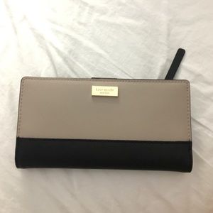 *discounted ship* NWT Kate Spade Wallet