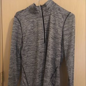 Exercise long sleeve shirt