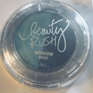 NWT 2/30$$🌸🌸🌸🌸🌸SALE🔴VICTORIA SECRET SHADOW DUO🔴2/30$