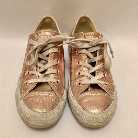 Converse Chuck Taylors Rose Gold Sneakers Size 5.5