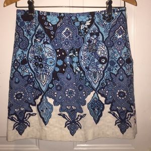 Stunning Ann Taylor midi pencil skirt