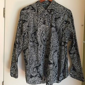 Long Sleeve Button Down. Paisley.