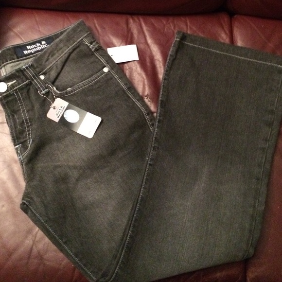 Brand new, never worn, Rock and Republic jeans. - Picture 2 of 3