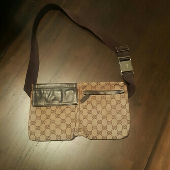Authentic  Gucci belt bag