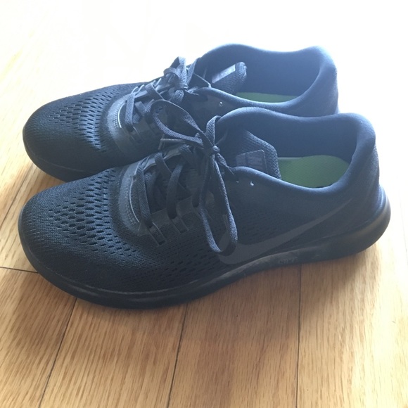 Nike Free RN running shoes