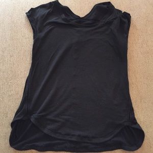 Lululemon tennis shirt