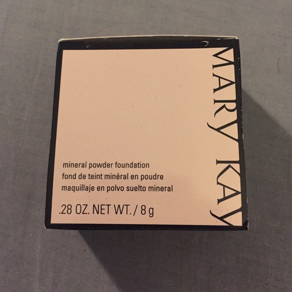 Mary Kay mineral powder foundation