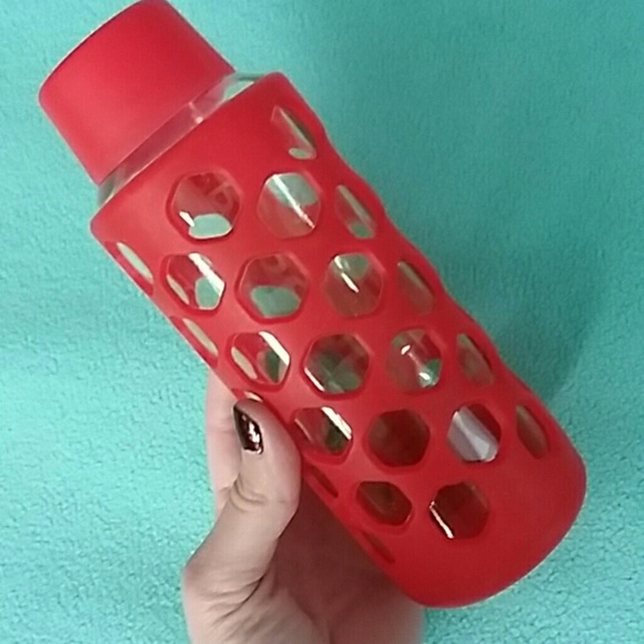 Perfect accessory Aquasana breakproof bottle