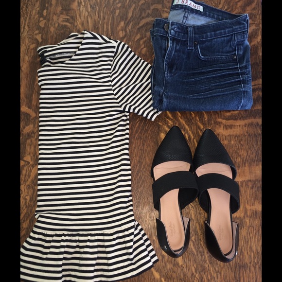 Sz7 Simply Vera flats with snakeskin detail on toe