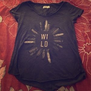 Hollister wild T-shirt