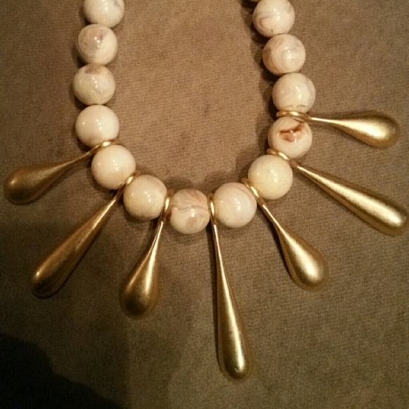 Marble and gold necklace