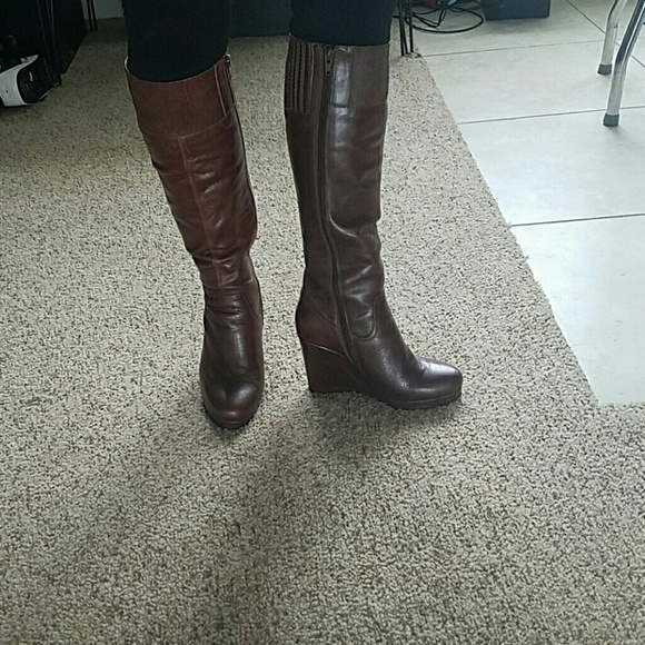Vaneli Wedge Brown Boots