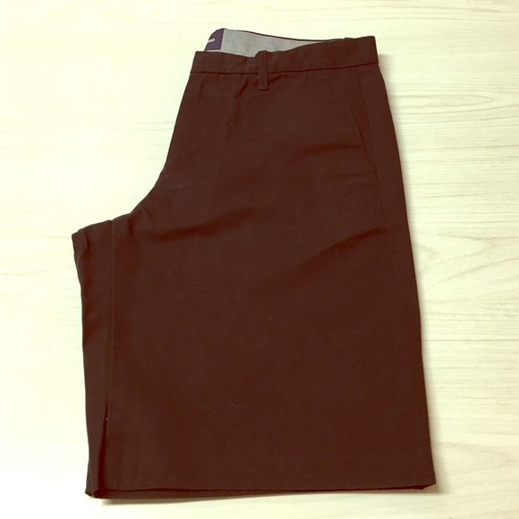 Gap Black Flat Front Chino Short