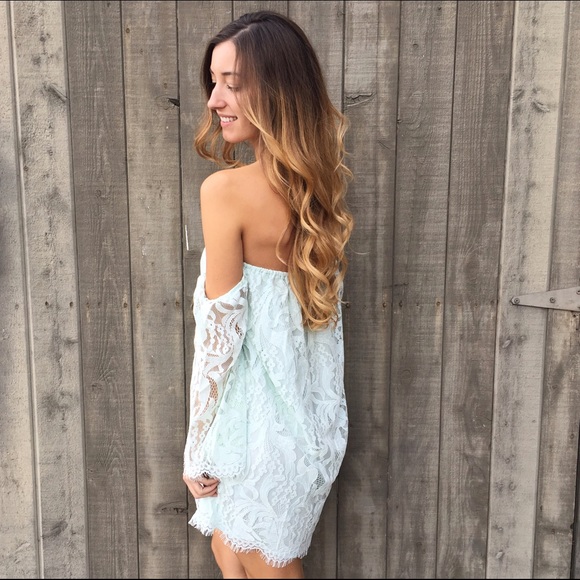 LAST ITEM mint off the shoulder dress - Picture 3 of 4