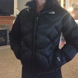 Black North Face 550 winter jacket