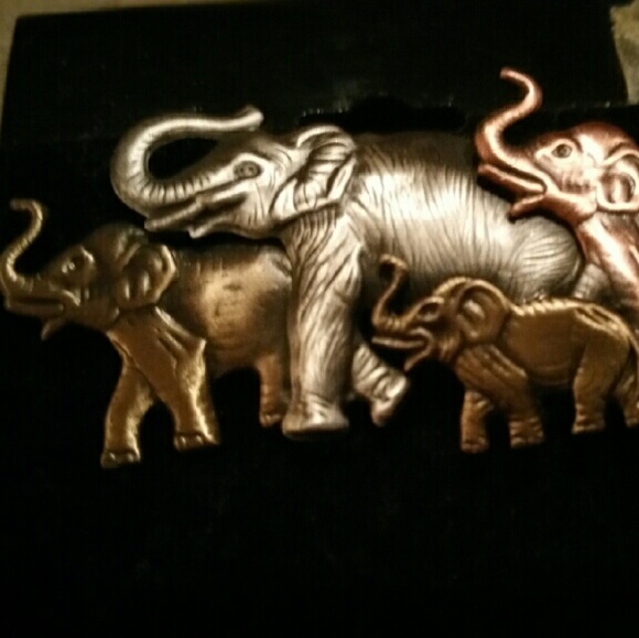 Elephant pin