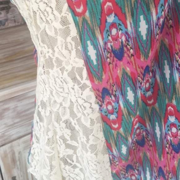 NWOT "Spring Fling" sateen & lace top - Picture 2 of 3