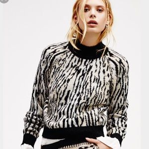 Free People Leave Me wild Pullover