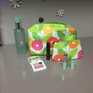 Clinique Face Wash and Cosmetic Bag with Makeup!