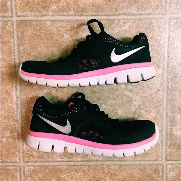 Nike Shoes - Nike Running Shoes