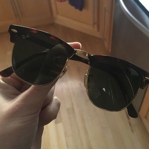 Ray Ban Clubmasters in Tortoise