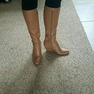 Via Spiga Camel Wedge Boots