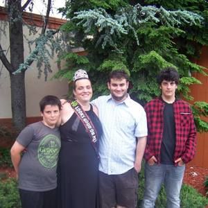 Meet your Posher, Ana