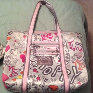Limited edition Poppy Coach purse