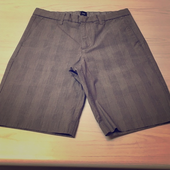 Gap Flat Front Glen Plaid Shorts with 9" Inseam