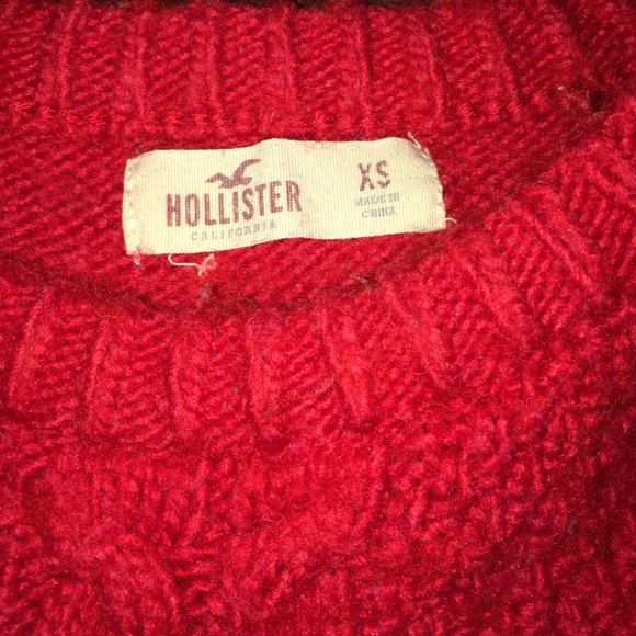Red Hollister XS Sweater - Picture 2 of 3