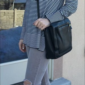 RELIC brand purse! Lightly used and in good shape