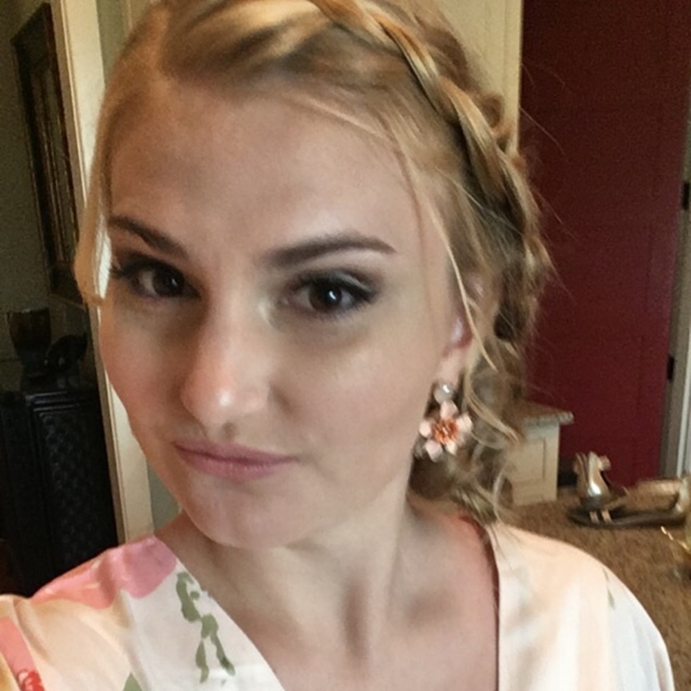 Meet your Posher, Emma