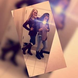 Meet your Posher, Andrea