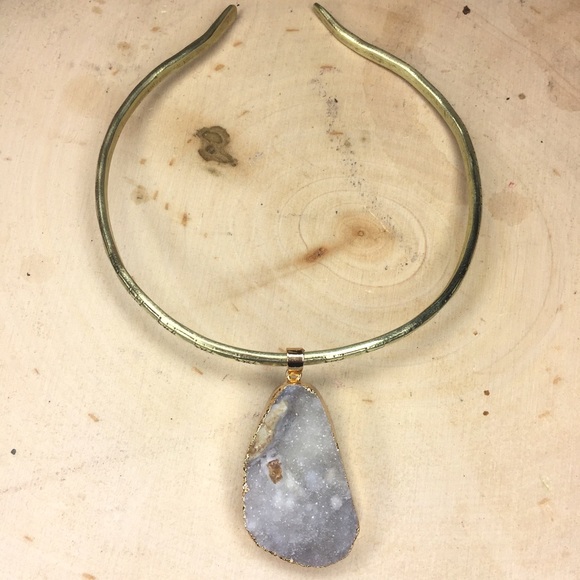 Brass collar with Druzy stone pendant - Picture 7 of 7