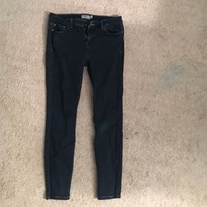 Vineyard Vines size 10 jeans
