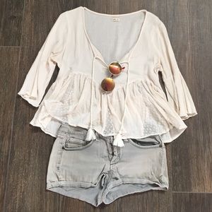 Distressed forest green short shorts