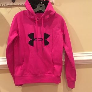 Woman's under armor hoodie