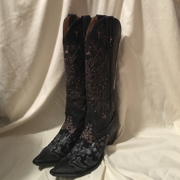 Sterling River Black Cowboy/Cowgirl boots!