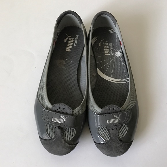 Puma gray sporty flats