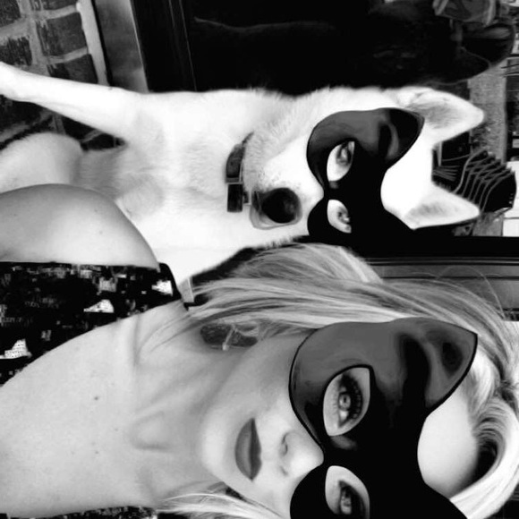 Meet your Posher, Allyson - Picture 3 of 3