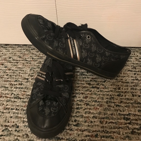 Polo sneakers