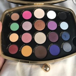Minnie Mouse by Sephora Pallet