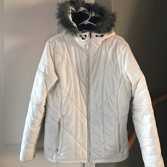 Columbia puffer coat with hood