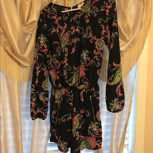 Long sleeve navy romper.