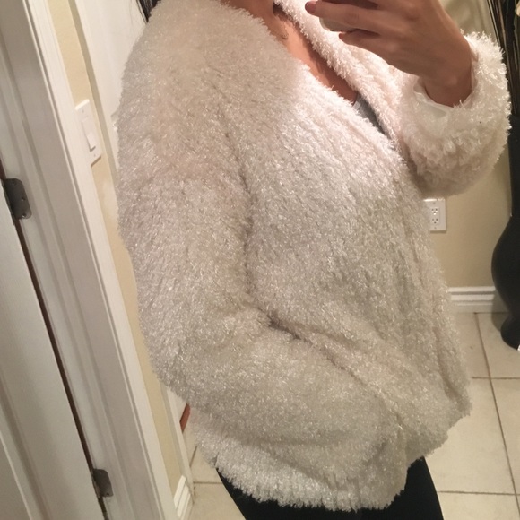 White jacket - Picture 3 of 3