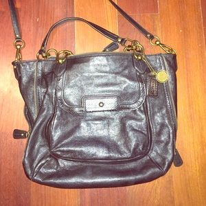 Large Coach crossbody with short strap