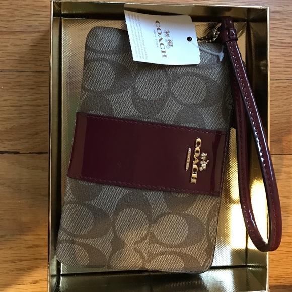 NWT genuine burgundy Coach wristlet