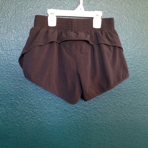 Black running shorts - Picture 2 of 3