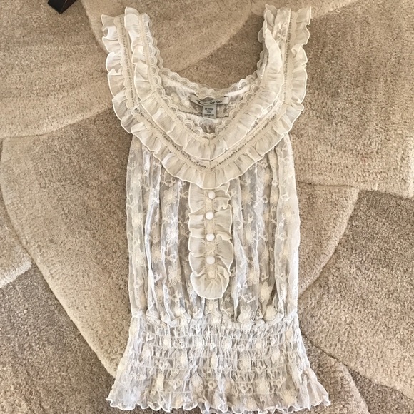 White lace tank top