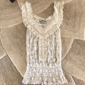 White lace tank top